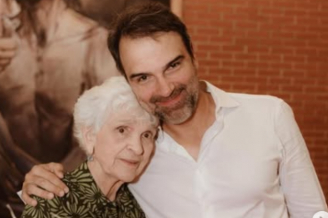 Morre dona Janira, mãe do apresentador Tadeu Schmidt, aos 92 anos