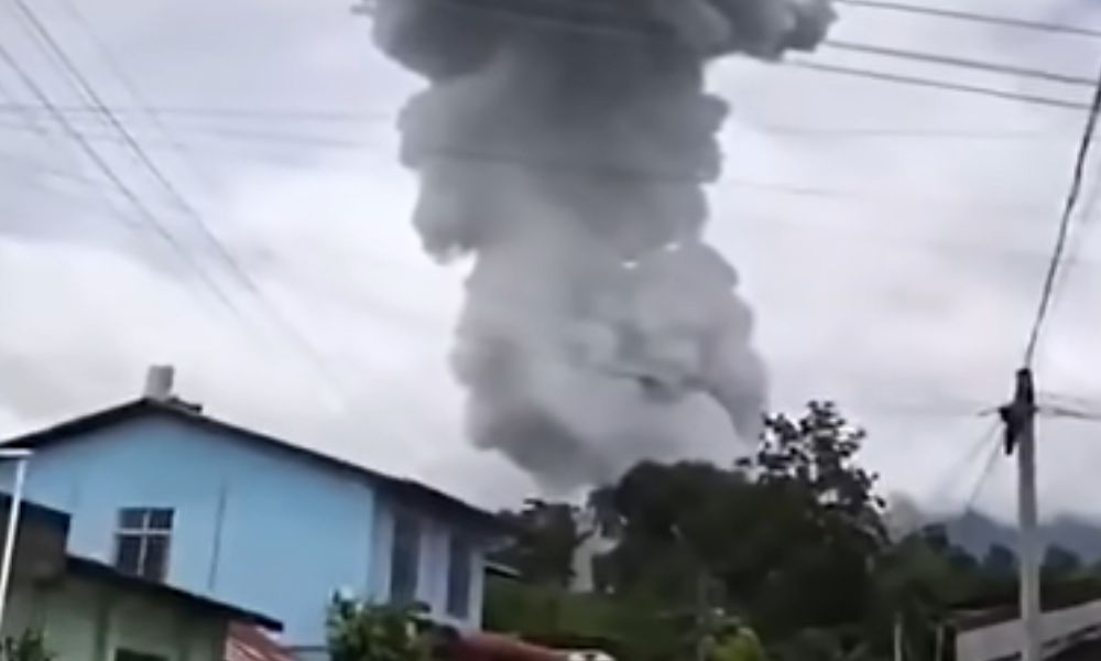 Explosão em prédio no nordeste de Mianmar matou mais de 45 pessoas.
