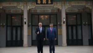 Trump conclui visita à China com ‘acordos fantásticos’ e oferta de ajuda em Ormuz