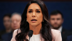 Tulsi Gabbard renuncia ao cargo de Diretora de Inteligência Nacional dos EUA