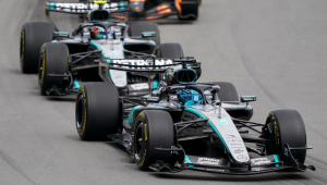F1: Russell vence sprint do GP do Canadá após desavença com Antonelli