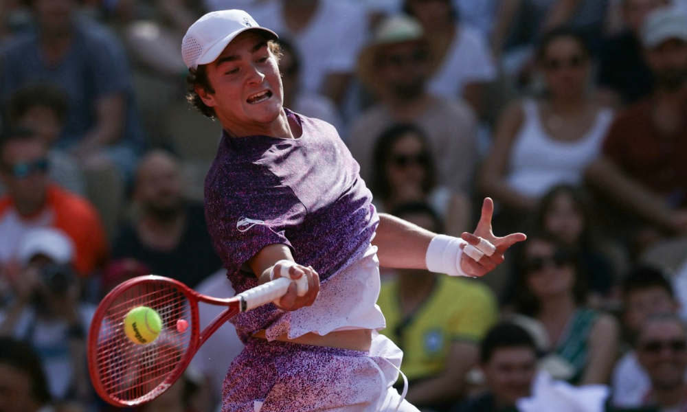 João Fonseca vence francês Luka Pavlovic na estreia de Roland Garros