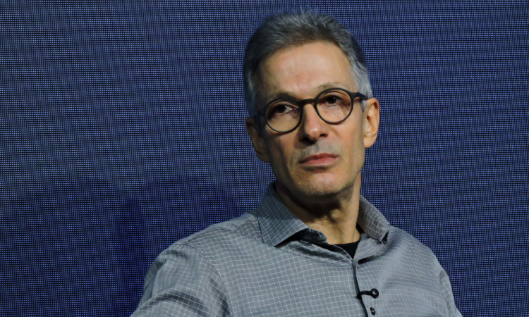 ‘Quem votar no Flávio provavelmente vai entregar eleição a Lula’, diz Zema