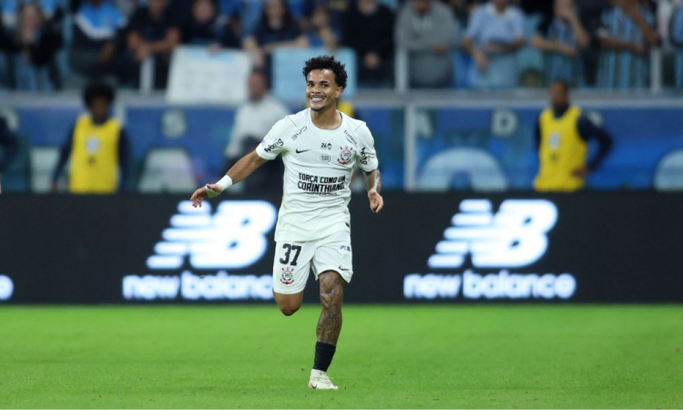Porto Alegre, RS, 30.05.2026: FUTEBOL- Kaio Cesar do Corinthians comemora seu gol, durante partida válida pela décima oitava rodada do Campeonato Brasileiro de Futebol 2026, realizado na Arena do Grêmio, na tarde deste domingo (30), em Porto Alegre, RS