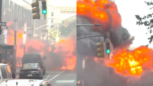 Carro pega fogo e explode próximo ao Touro de Wall Street em Nova York; veja vídeo