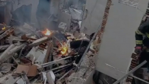 Explosão atinge casas no Jaguaré, em São Paulo, e deixa ao menos duas vítimas