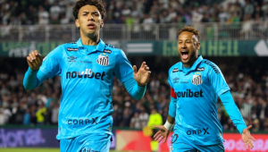 Neymar tem atuação morna mas Santos derrota Coritiba