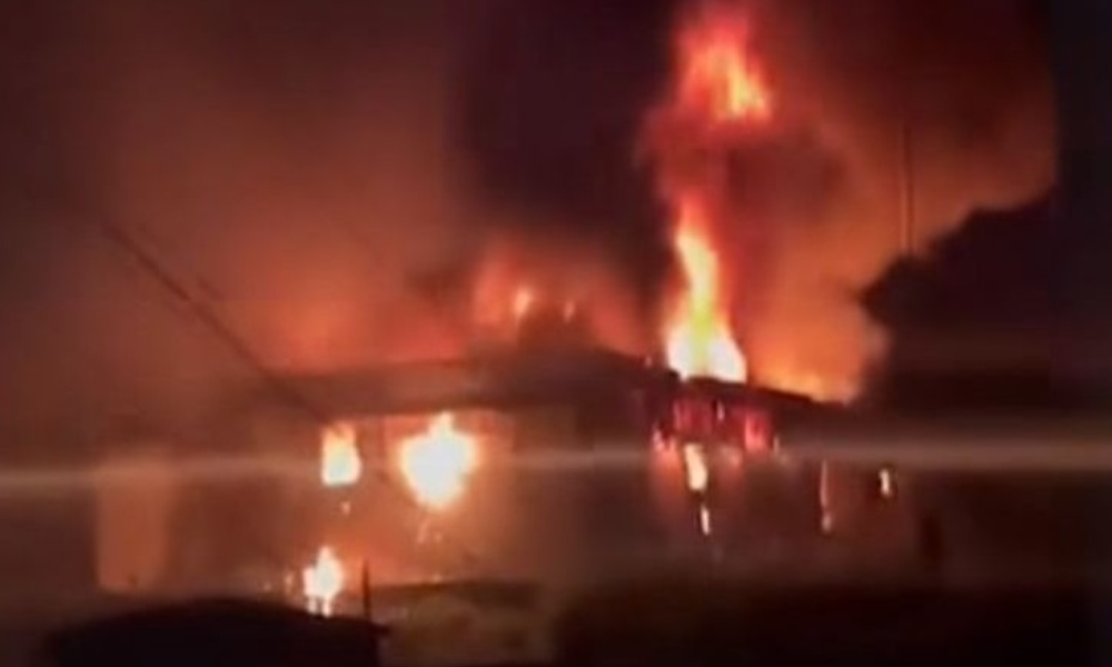 Incêndio de grandes proporções destrói fábrica de velas em Mauá Foto: Reprodução: Instagram