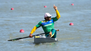 Isaquias Queiroz é prata na Copa do Mundo de Canoagem na Hungria