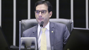 Fim da escala 6×1: relator diz que folga semanal de dois dias começará a valer em 2026
