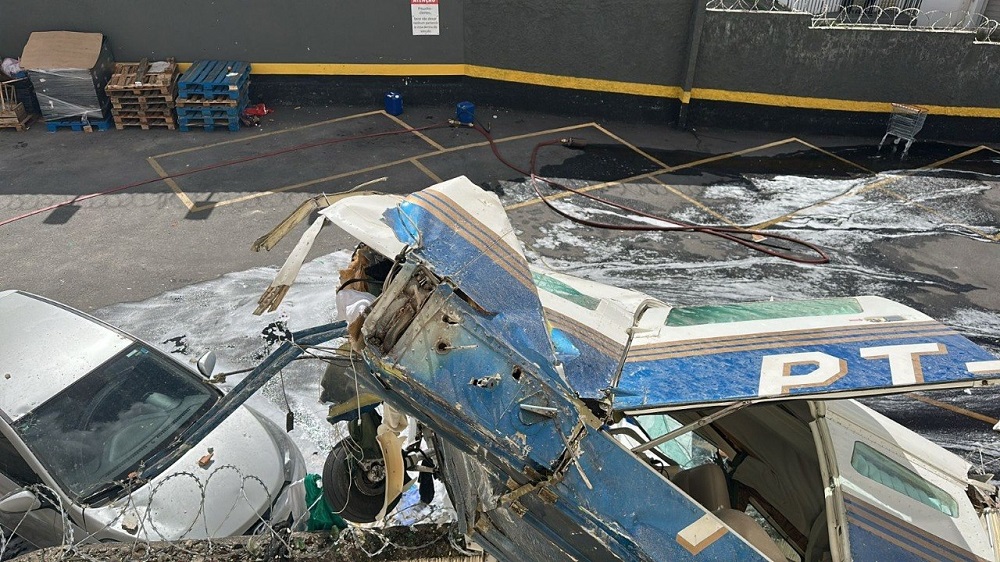 Avião caído MG