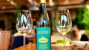 Vinhos verdes: o frescor português que conquistou o paladar brasileiro