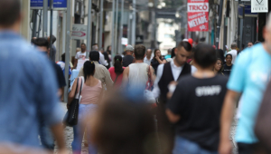 Saiba quem tem direito e como vai funcionar o novo Desenrola