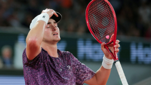 João Fonseca perde de tcheco e é eliminado nas quartas de Roland Garros